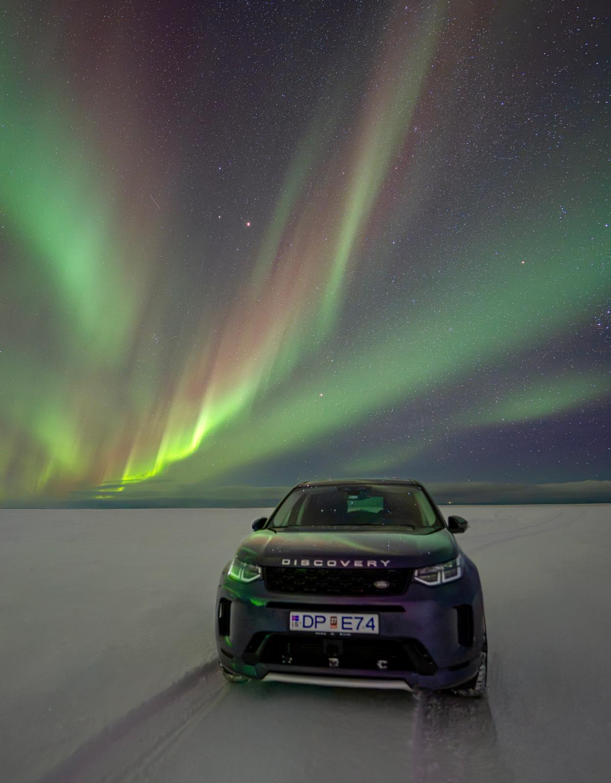 Aurora in Tour Privato con Land Rover Discovery